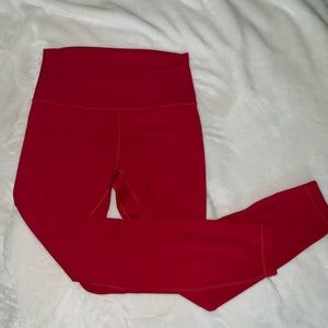 Women’s Lululemon Leggings Size 6!